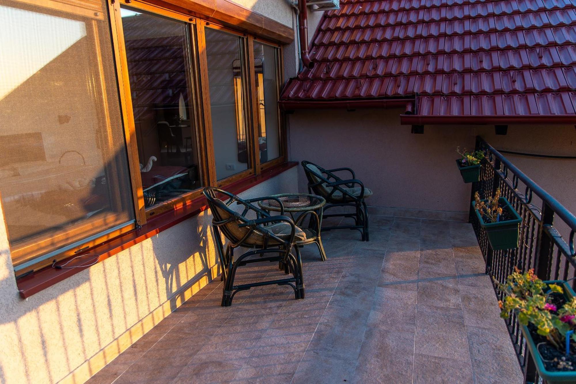 Sunset Home Vrsac Bagian luar foto