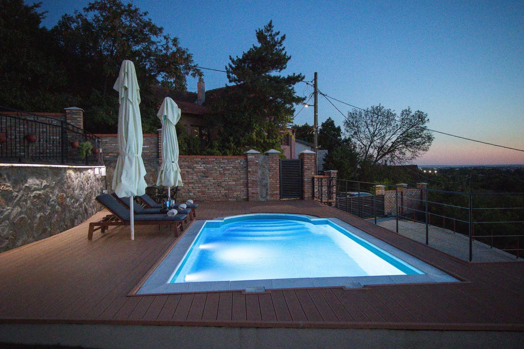 Sunset Home Vrsac Bagian luar foto