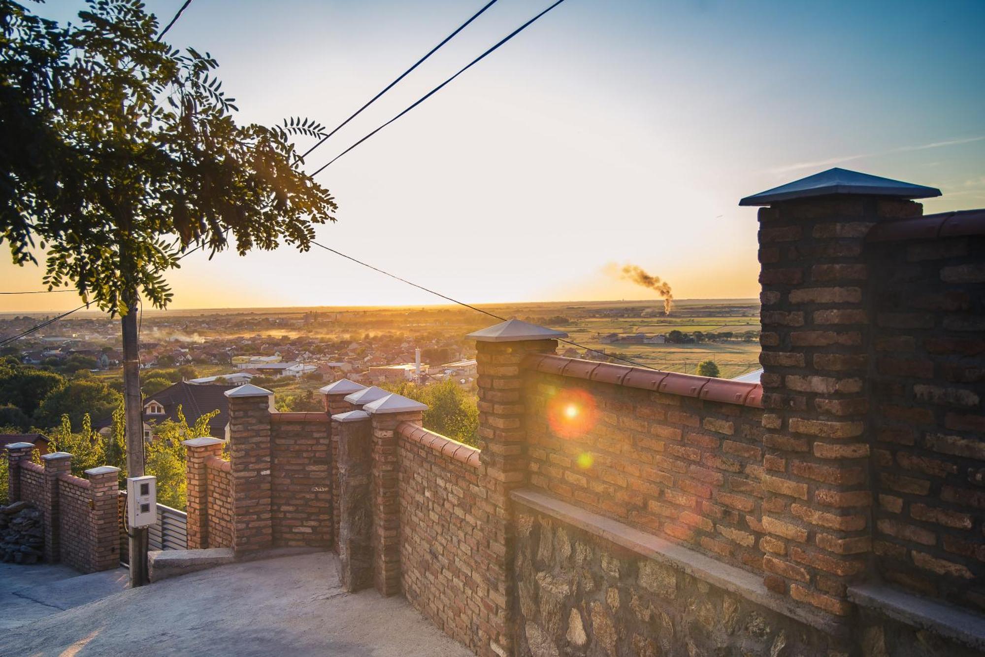 Sunset Home Vrsac Bagian luar foto