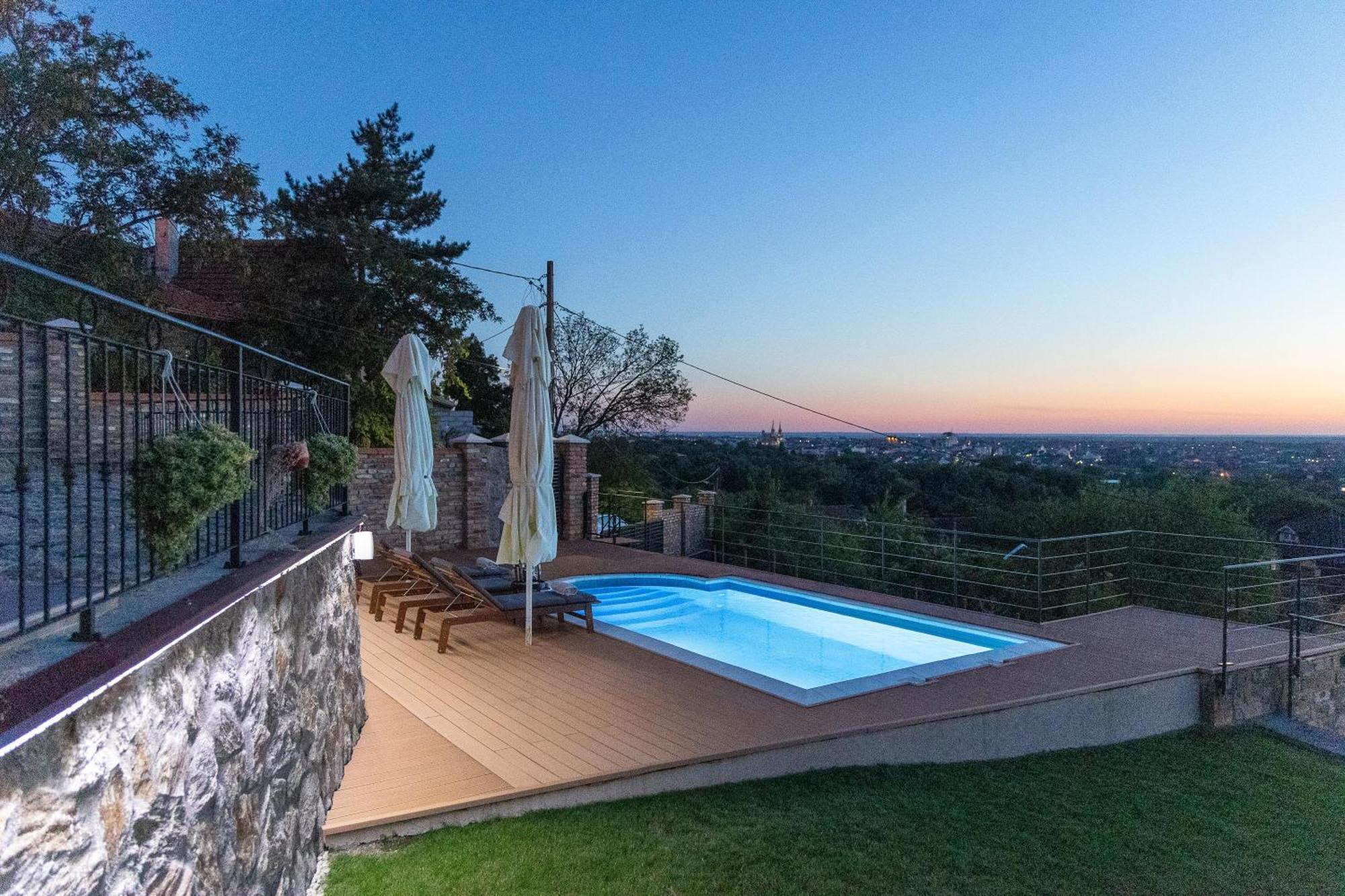 Sunset Home Vrsac Bagian luar foto